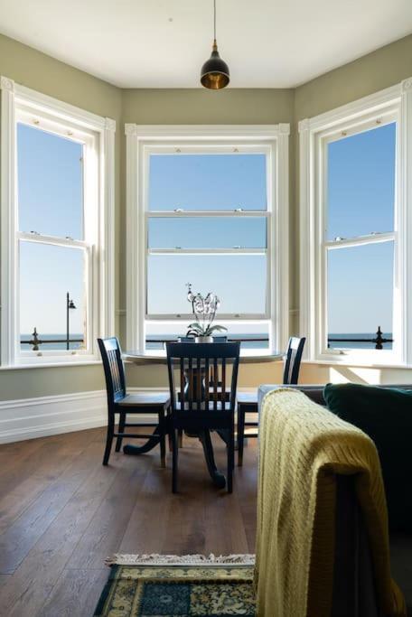 Beachfront Luxury Home With Spectacular Sea Views ハーン・ベイ エクステリア 写真